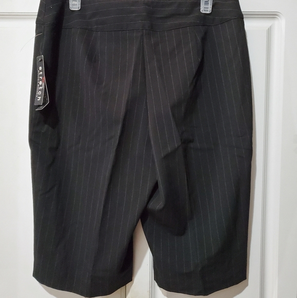 Capri pants - Picture 4 of 5